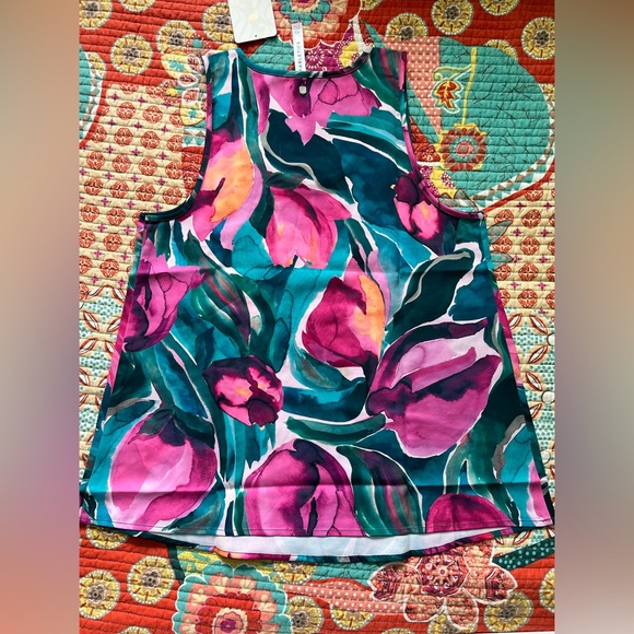 Fabletics women NWT ecosatin tulips sleeping top size XS - Picture 4 of 8